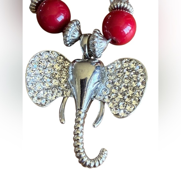 Elephant JULES Necklace with Rhinestones, Red Beads and Silver Spacer Beads - Picture 4 of 6
